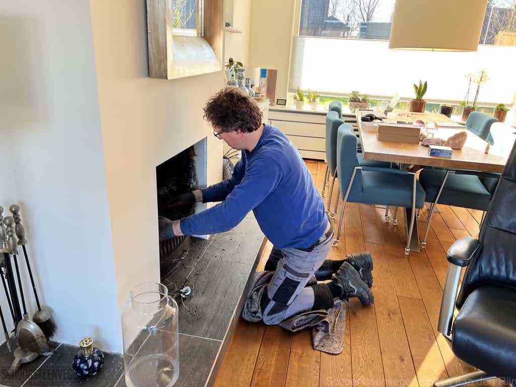 Schouwveger Alphen aan den Rijn kleed schoorsteenreiniger Schouwveger Alphen aan den Rijn kleed schoorsteenreiniger