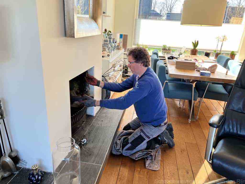 Schouw inspectie Alphen aan den Rijn schoorsteenveger Schouw inspectie Alphen aan den Rijn schoorsteenveger